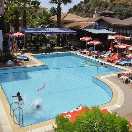 Montebello Deluxe 3* Ολουντενίζ