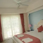 Montebello Deluxe Отель Олудениз