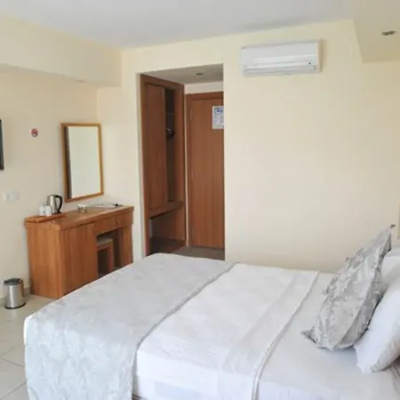 Отель Montebello Deluxe Олудениз