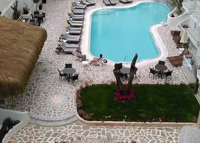 Montebello Deluxe 3*