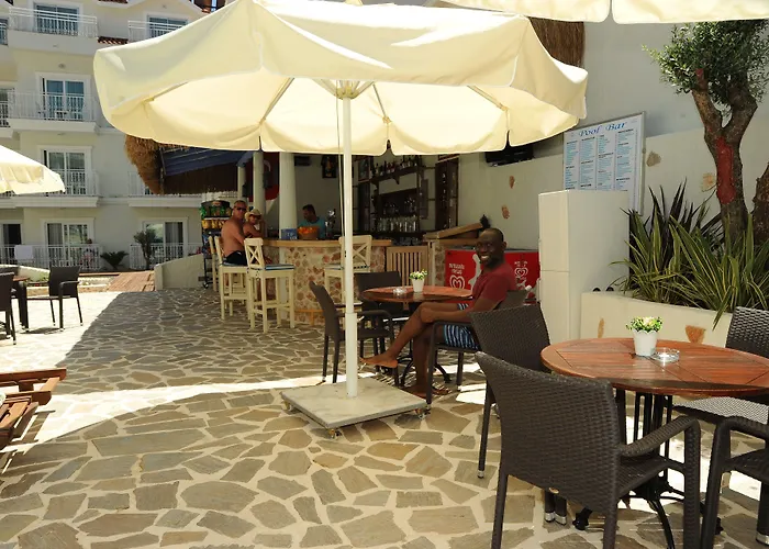 Montebello Deluxe Hotel