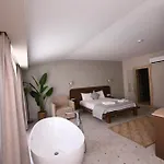 호텔 Montebello Deluxe