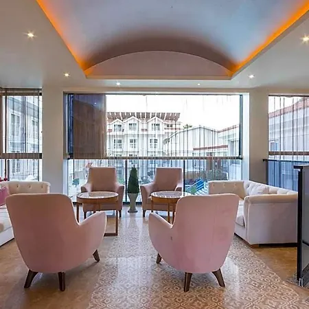 Otel Montebello Deluxe