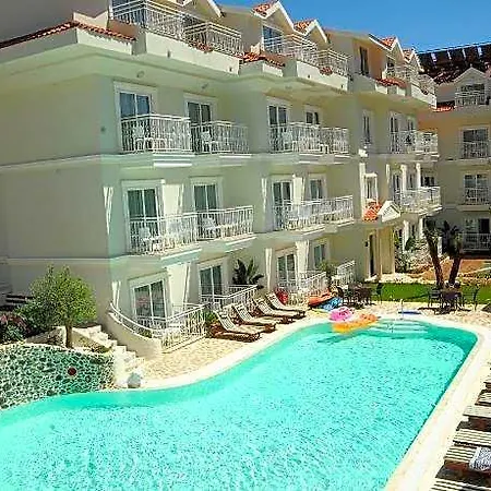 Montebello Deluxe