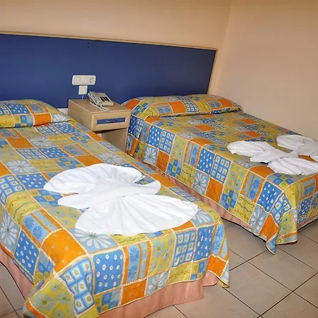 Montebello Deluxe 3* Ολουντενίζ