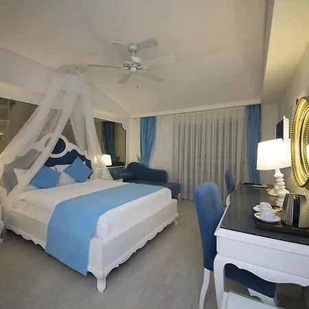Montebello Deluxe