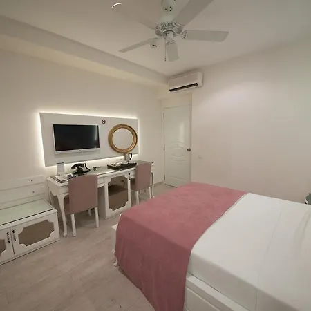 Montebello Deluxe Ölüdeniz