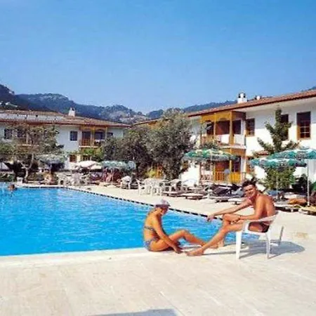 Montebello Deluxe Ολουντενίζ