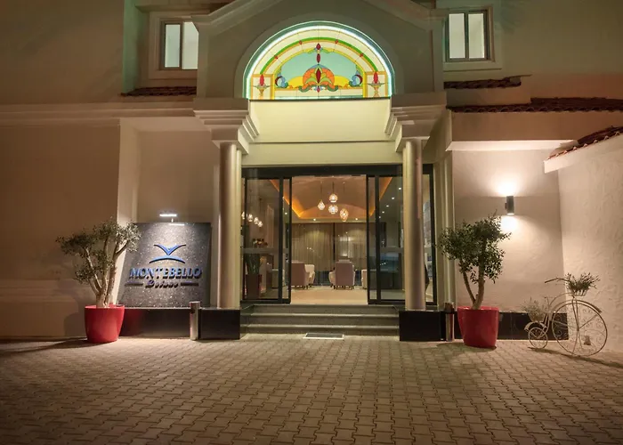 Hotell Montebello Deluxe 3*