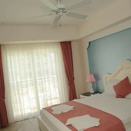 Montebello Deluxe Szálloda Oludeniz