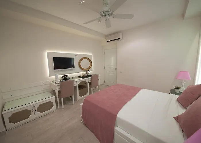 Montebello Deluxe Ölüdeniz